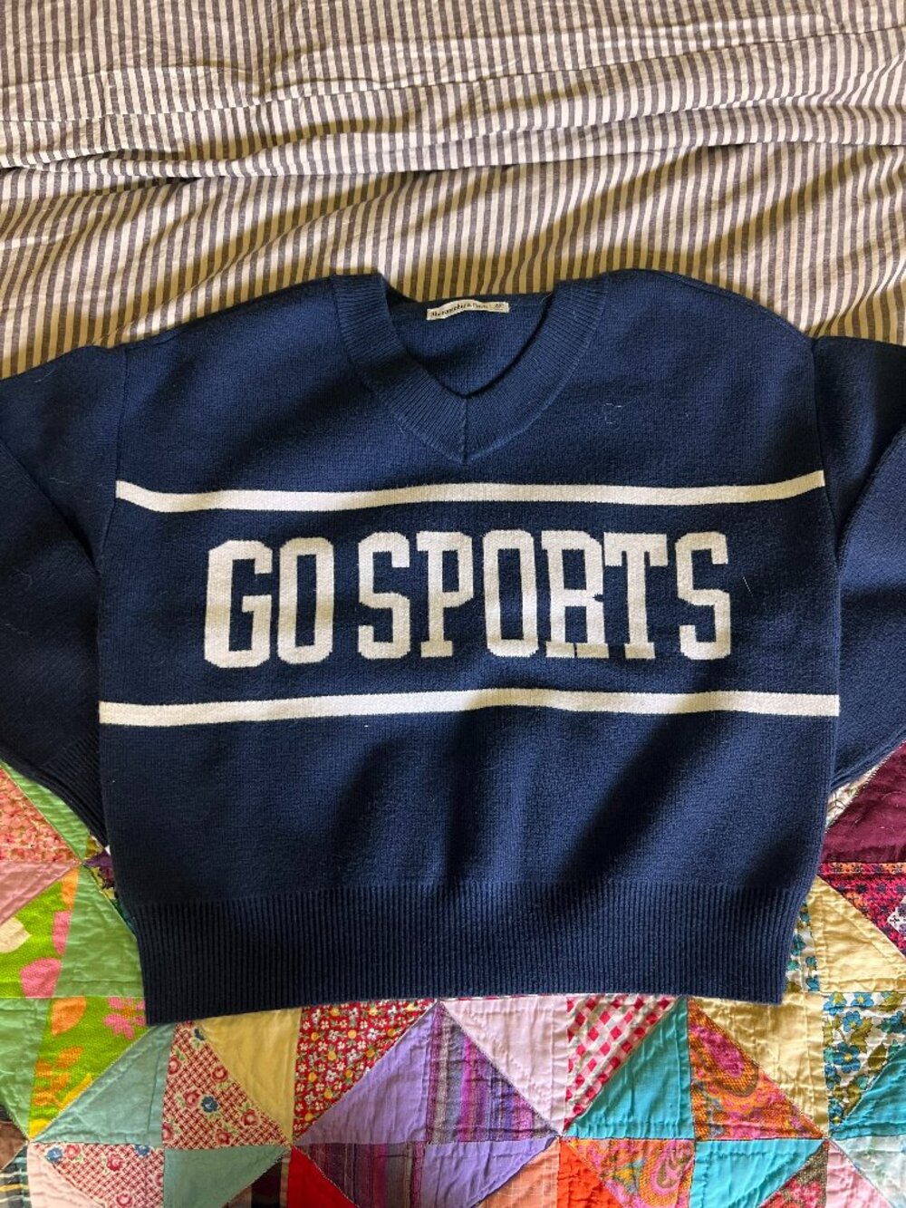 Abercrombie & Fitch GO SPORTS Varsity Knit Sweater Navy & White Size XS